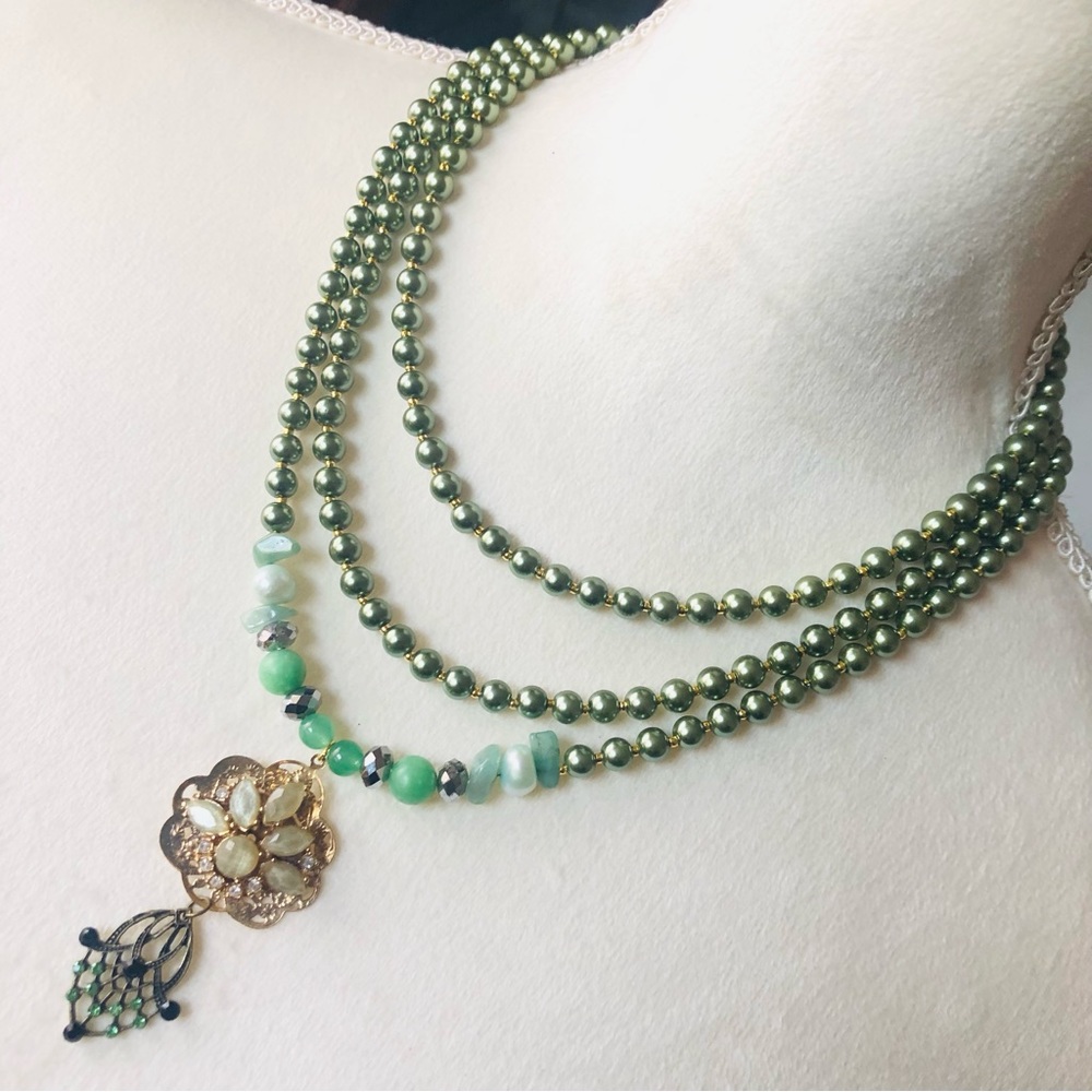 Handcrafted repurpose aventurine Czech glass Pearl fancy toggle clasp necklace